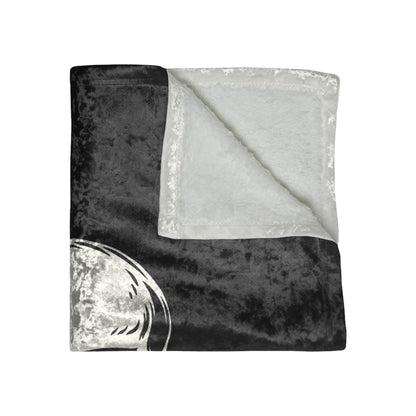 Skull & Roses Crushed Velvet Blanket