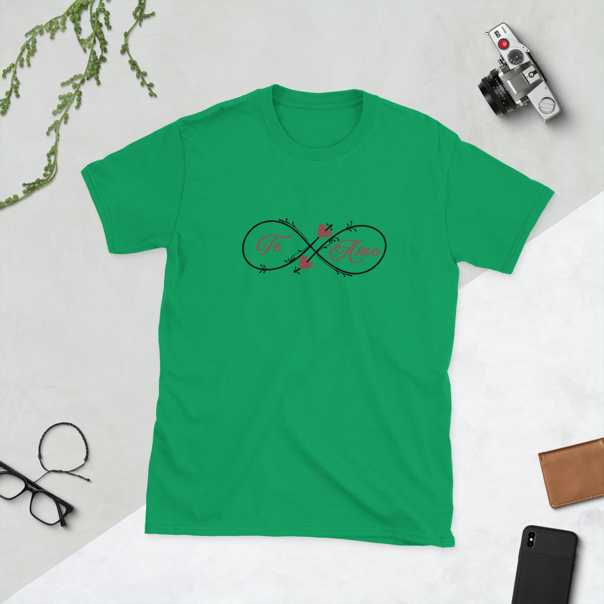 Te Amo Unisex Tee by EreaofInk