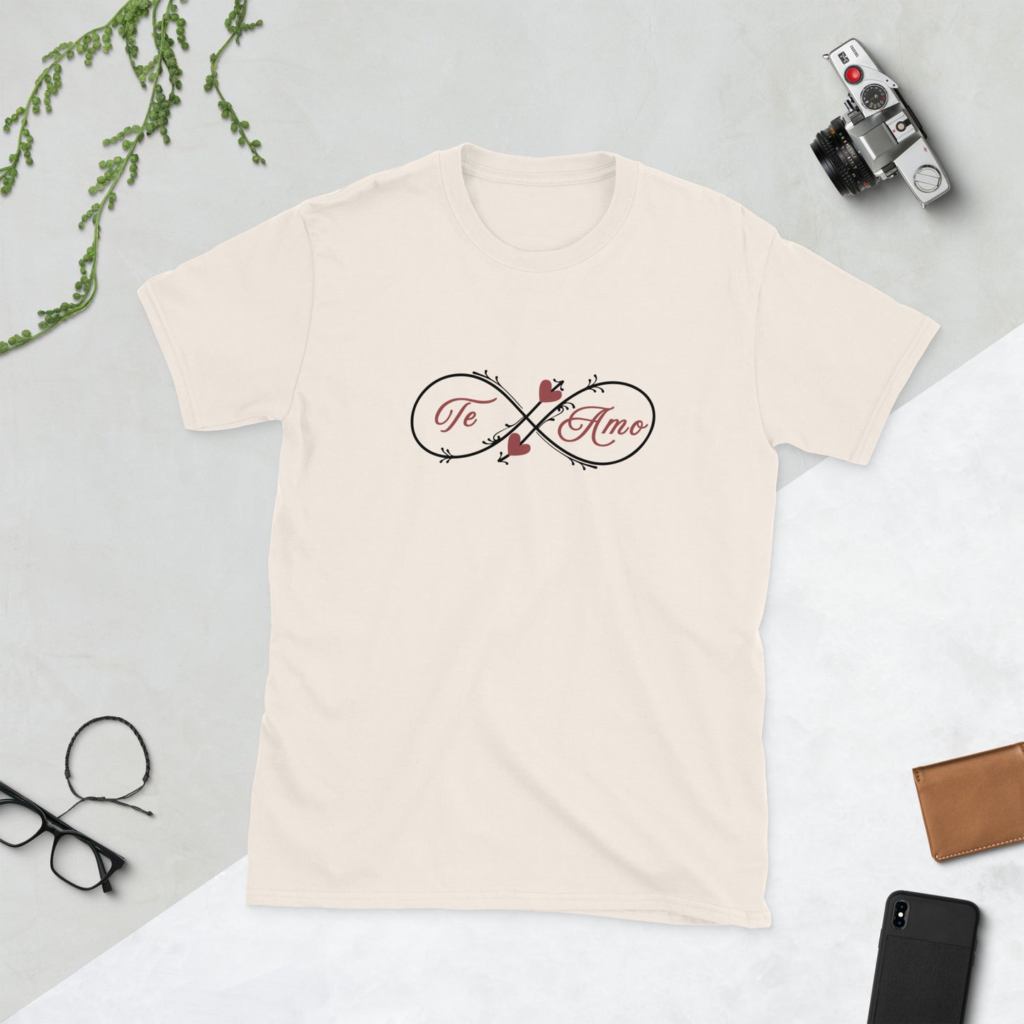 Te Amo Unisex Tee by EreaofInk